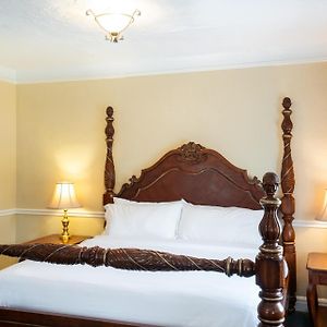 King Room Spa Bath